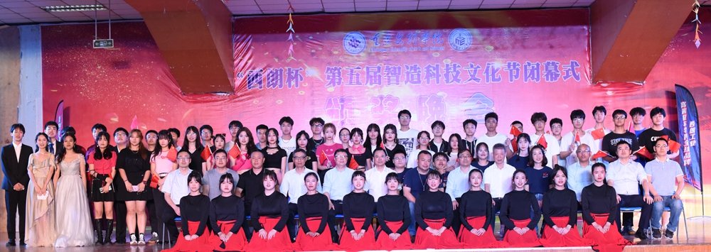 kyNW_1653919406641084176.jpg 44.jpg