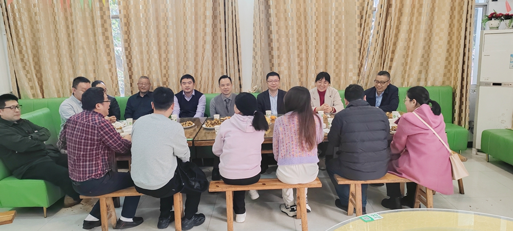 oOvg_1701314672540028832.jpg 7.jpg