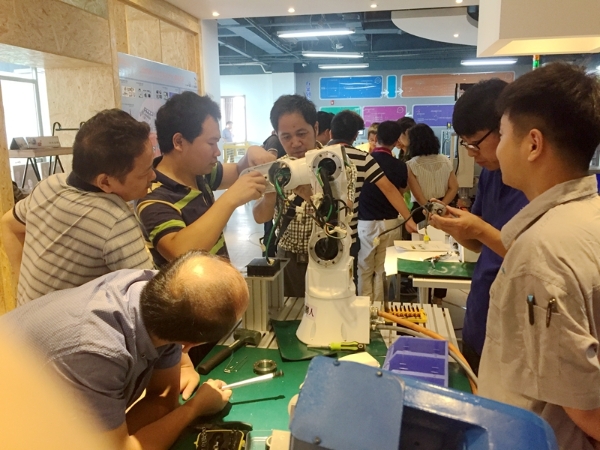 1502877085054028767.jpg 35ccc1.jpg