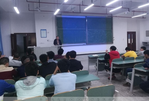 1492764078061038907.jpg F:?6-2017学年第二学期新闻宣传?70421学院组织开展2016级专业认知实习系列讲座活动新建文件夹 (2)QQ图片20170421162027.jpg